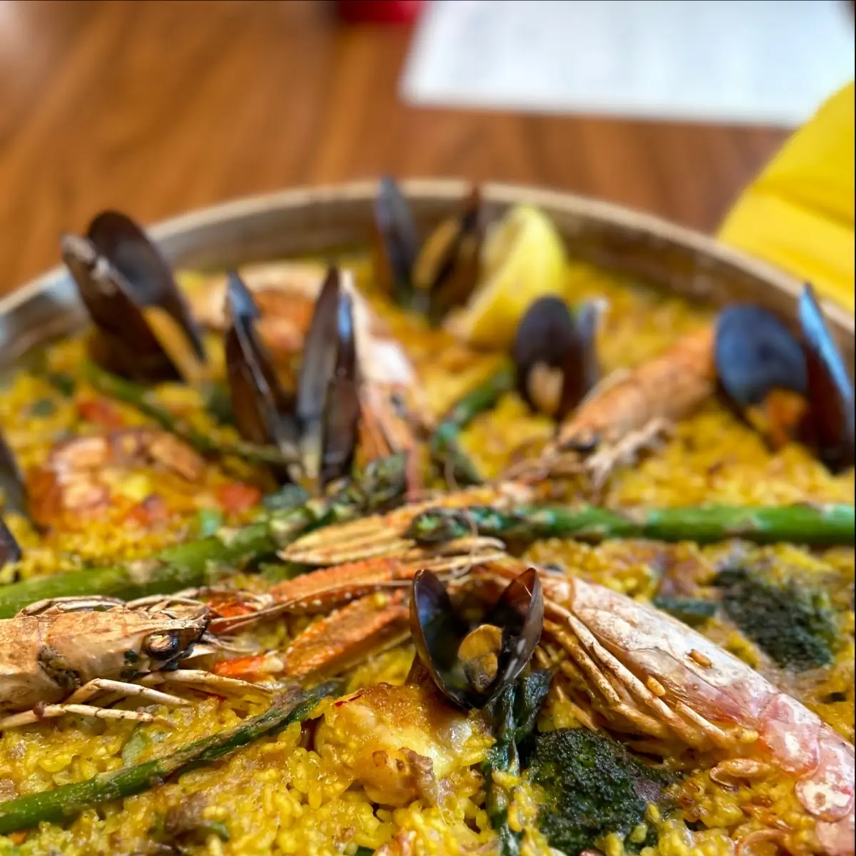 Paella De La Casa