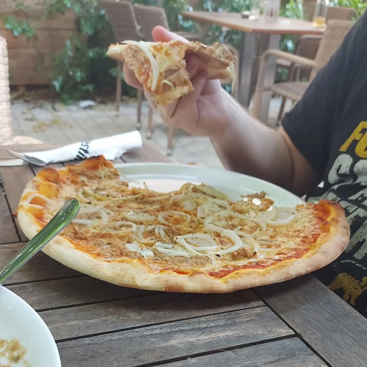 Pizza Tonno