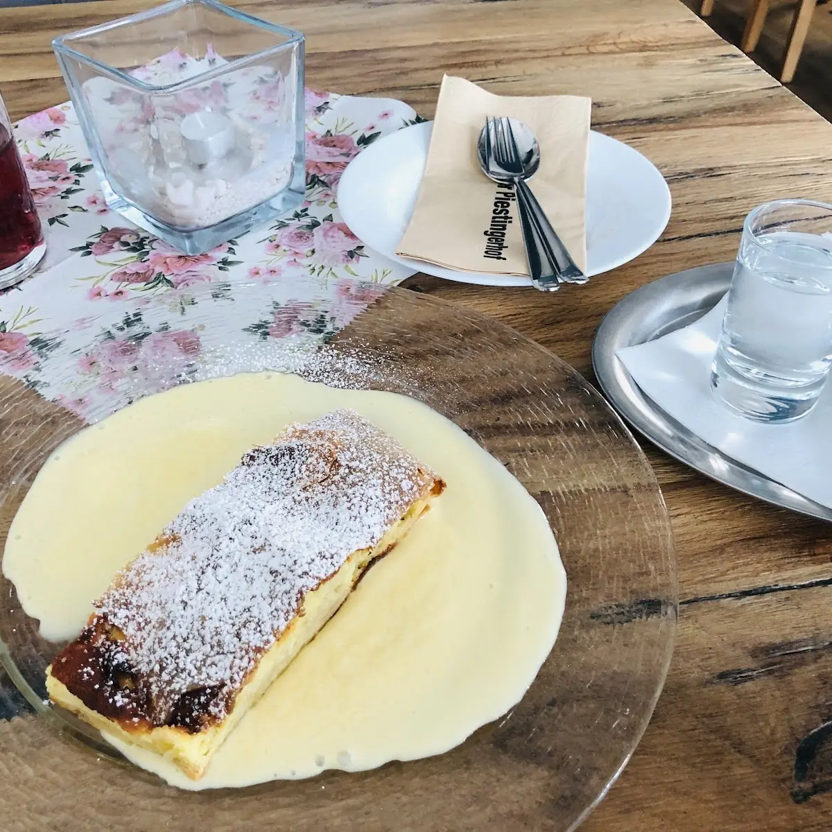 Topfenstrudel
