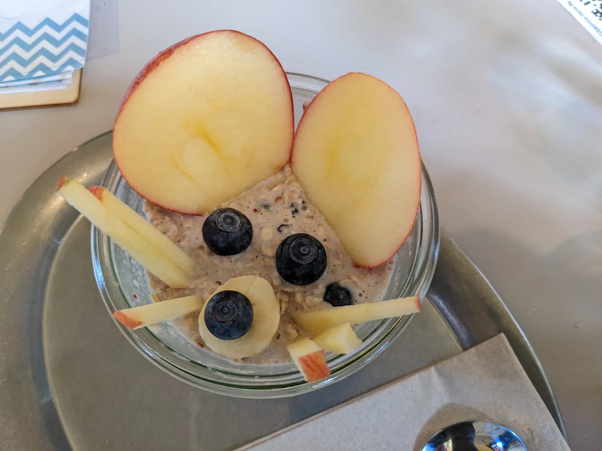 Porridge Mit Frischem Obst