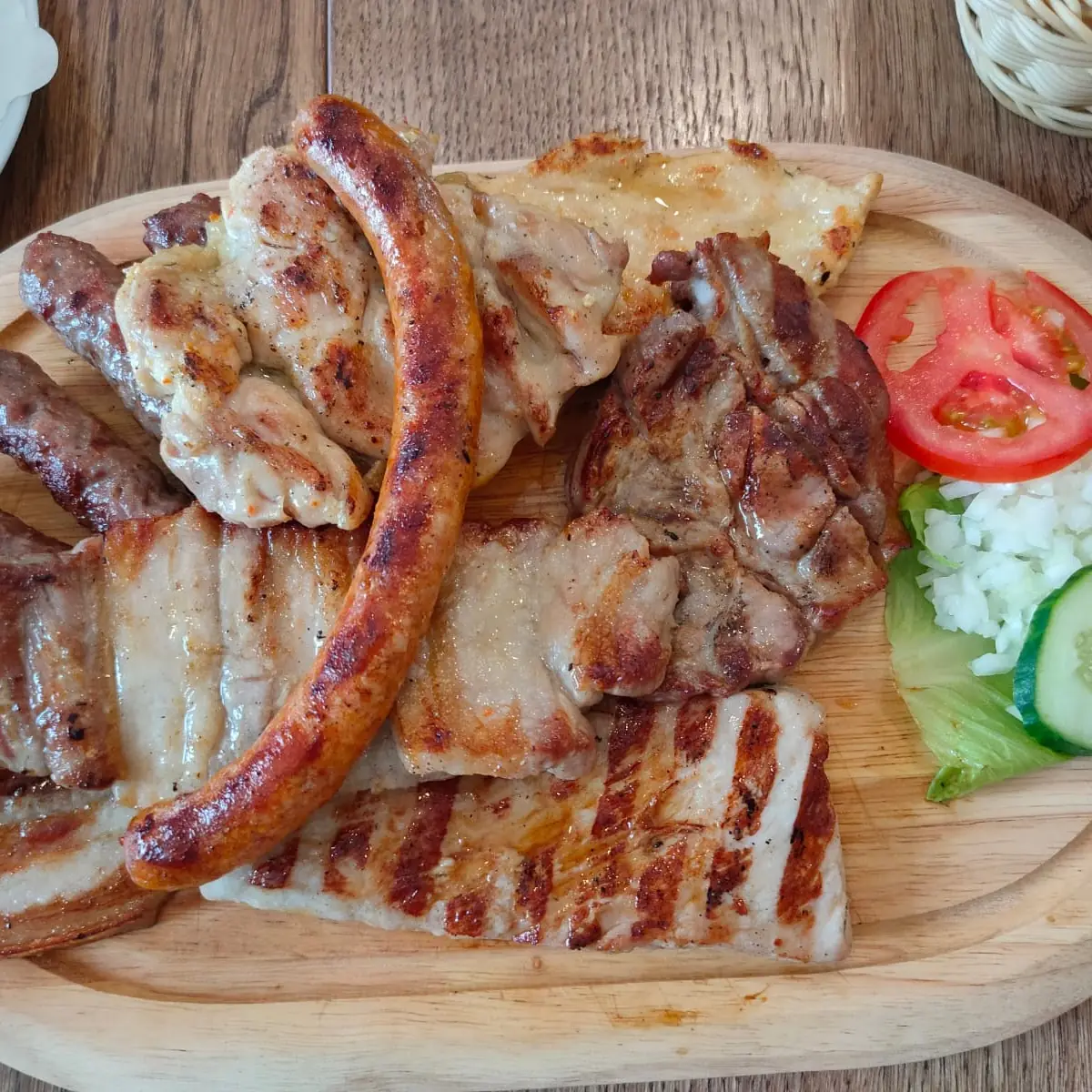Karree-bela Vesalica U Lepinji