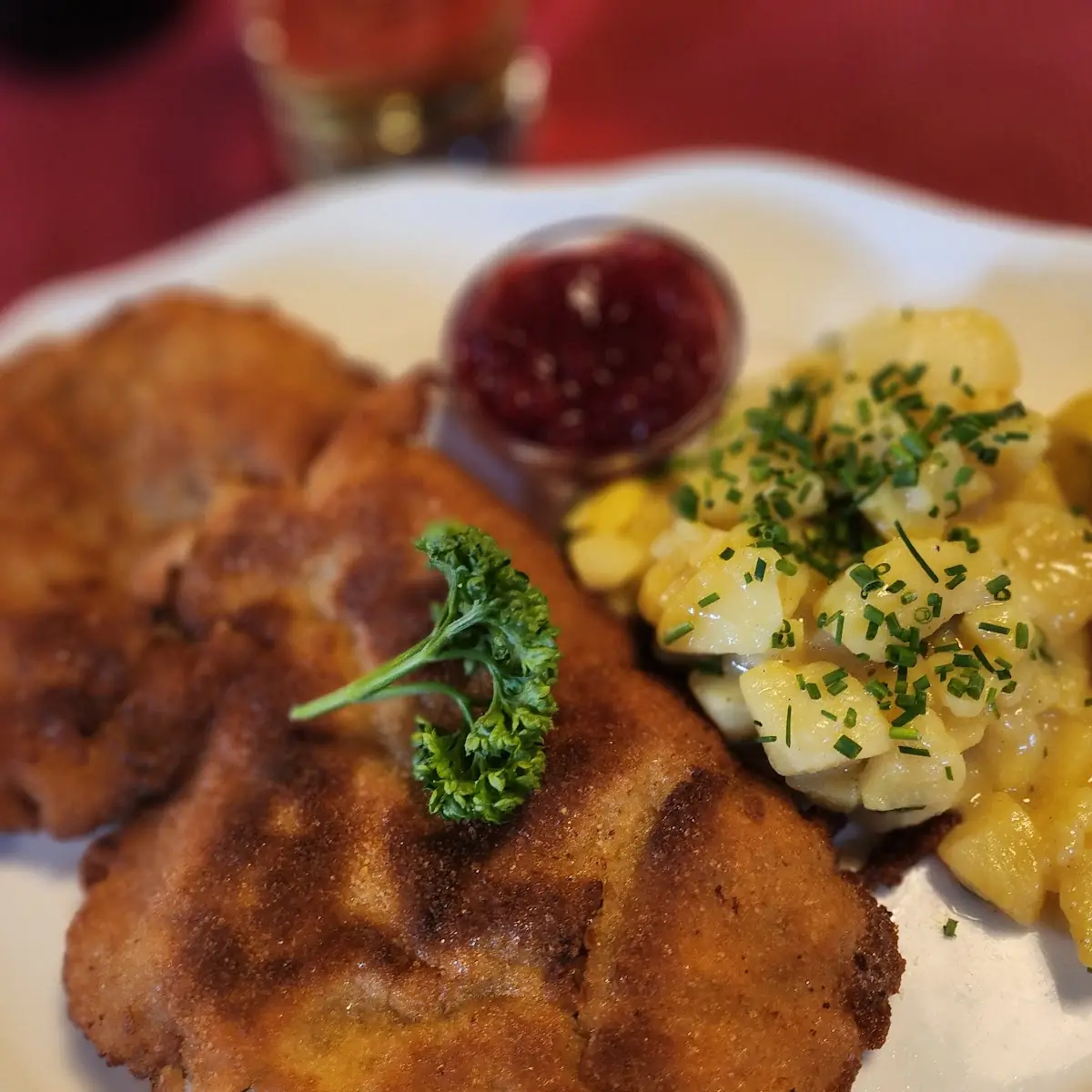 Wiener Schnitzel Mit Petersilkartoffel U