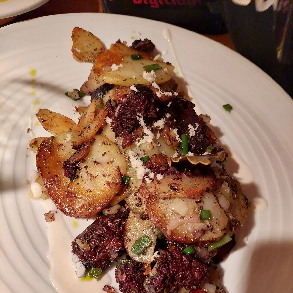 Blunzengröstl Mit Gerösteten Erdäpfeln