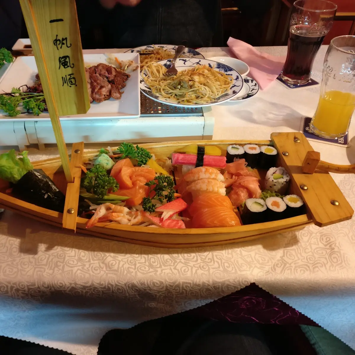 Sushi Schiff