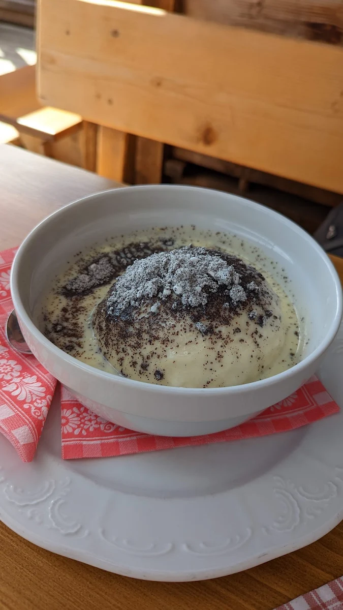 Germknödel Mit Mohnzucker Und Vanillesauce