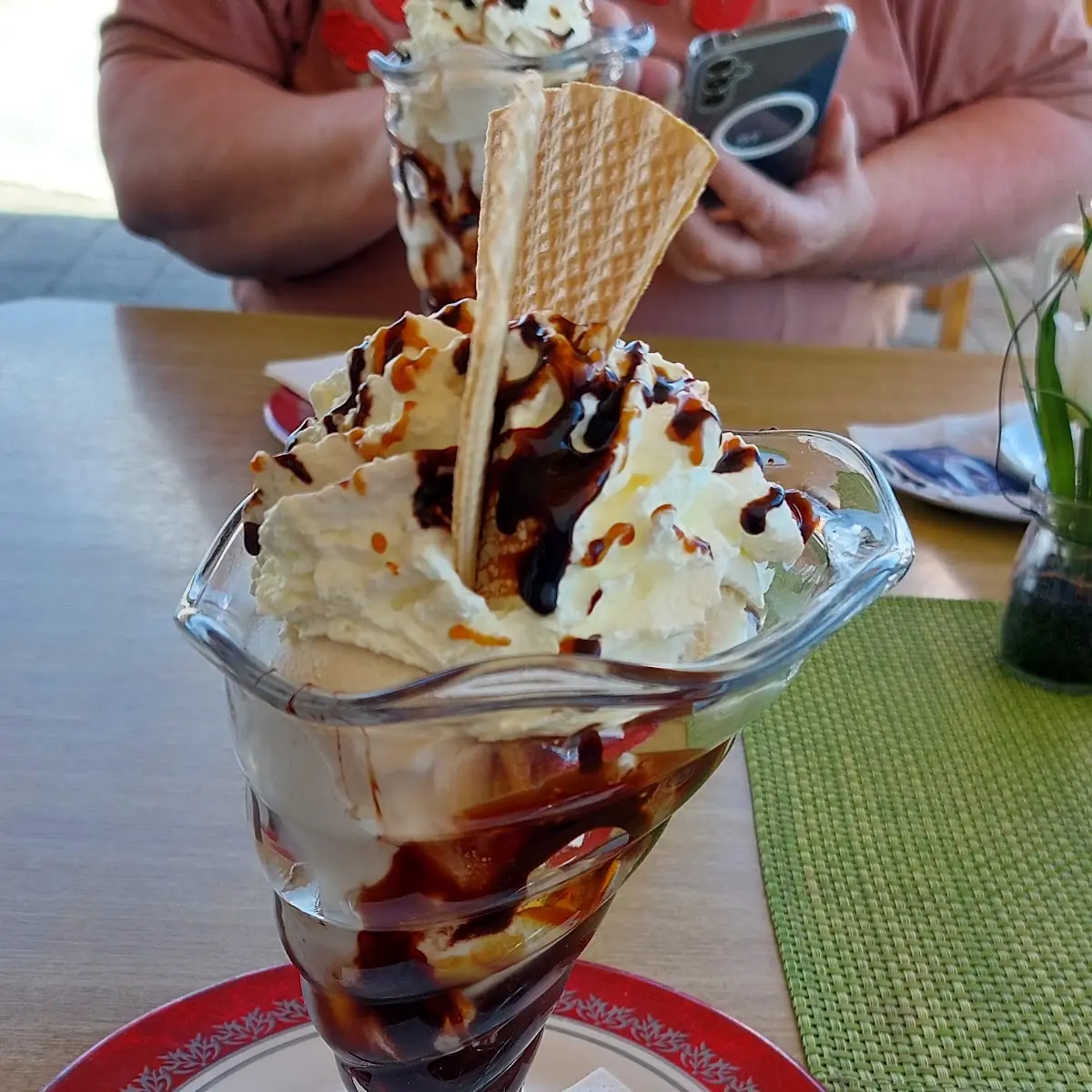 Nussbecher Sehr Zum Empfehlen