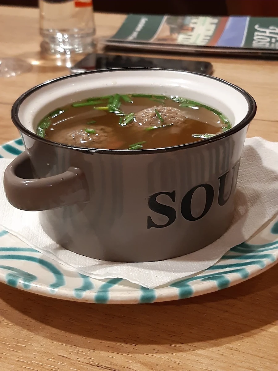 Leberknödelsuppe