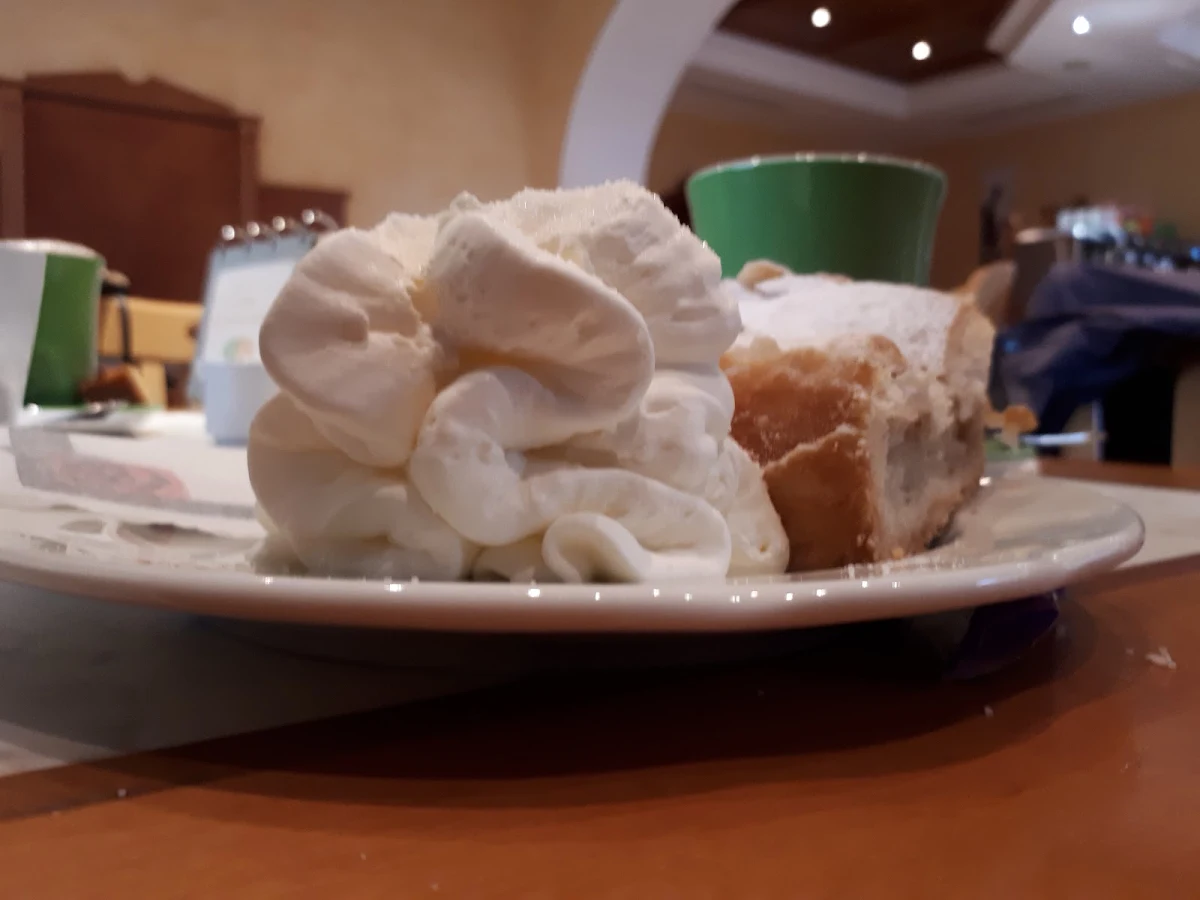 Apfelstrudel