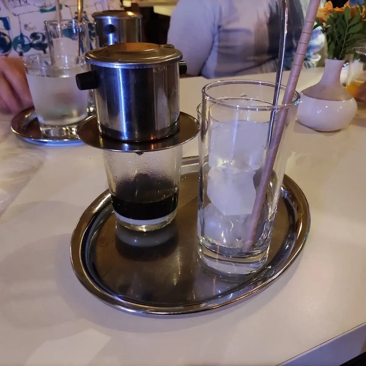 Vietnamesischer Kaffee Mit Kondensmilch