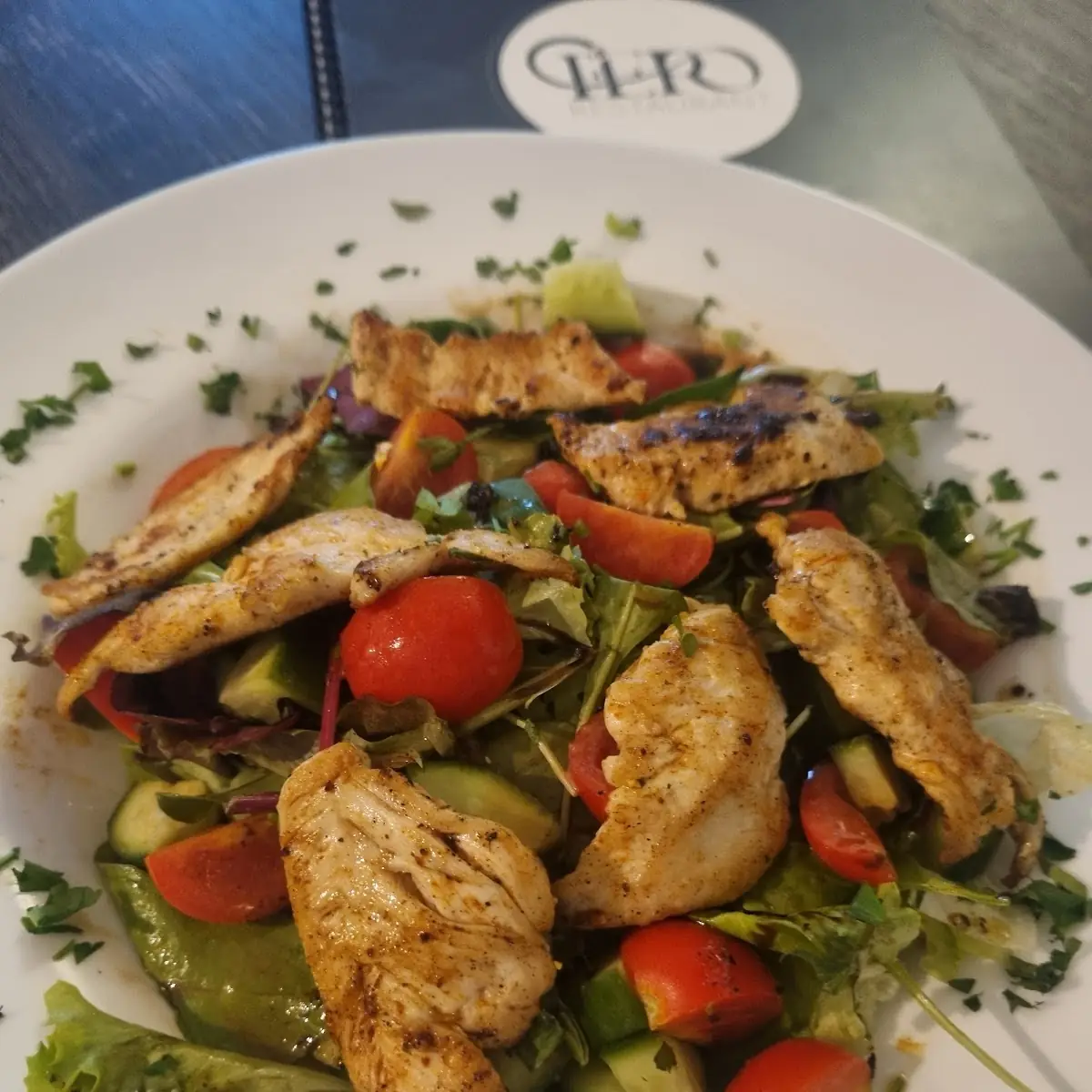 Insalata Mista Mit Hähnchen