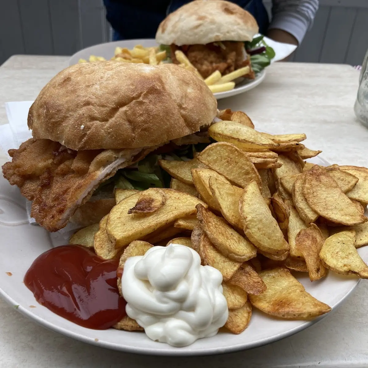Anna’s Burger Pommes