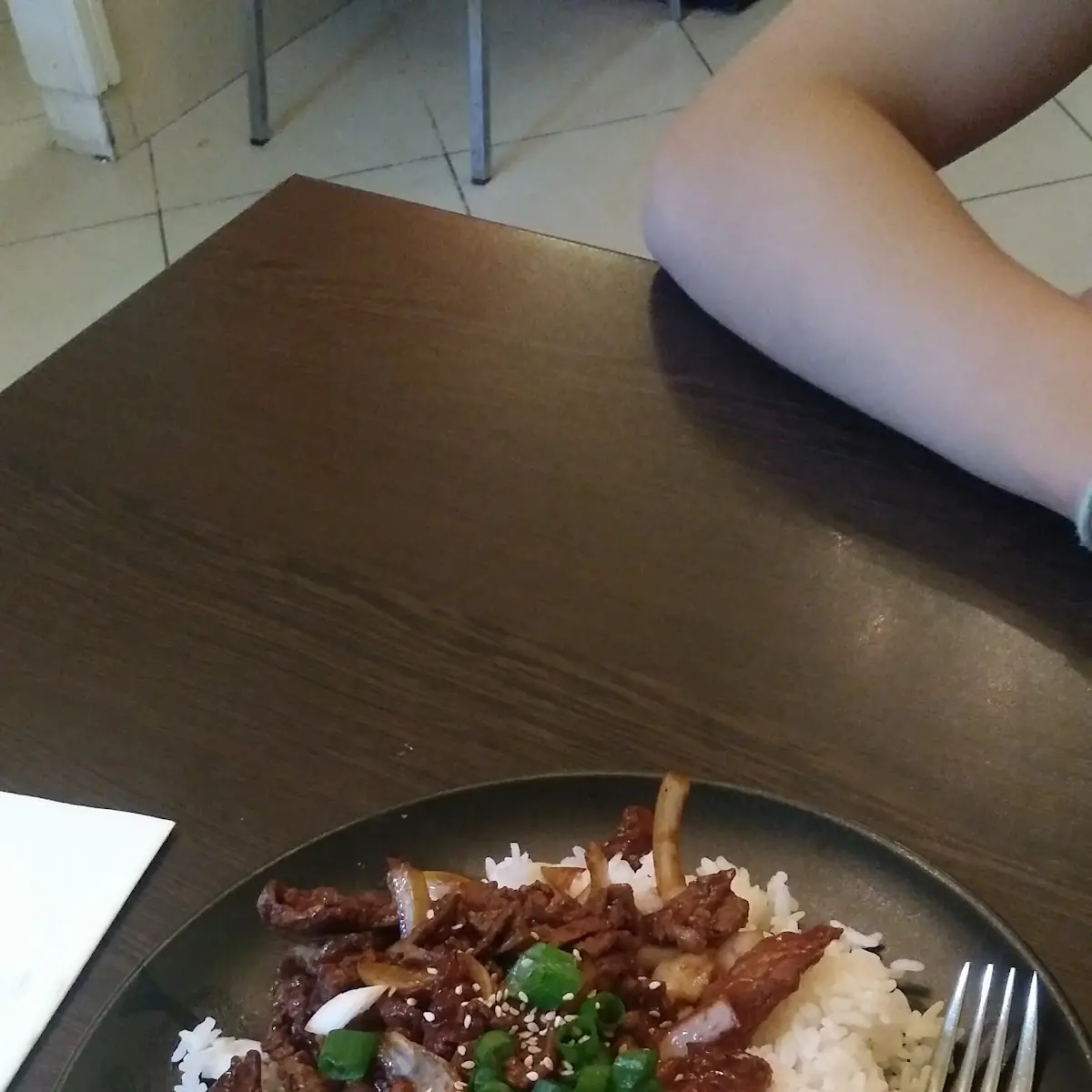 Mongolisches Rindfleisch Mit Eierreis