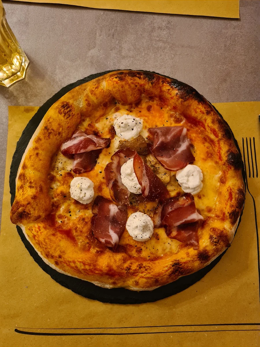 Pizza Apollo