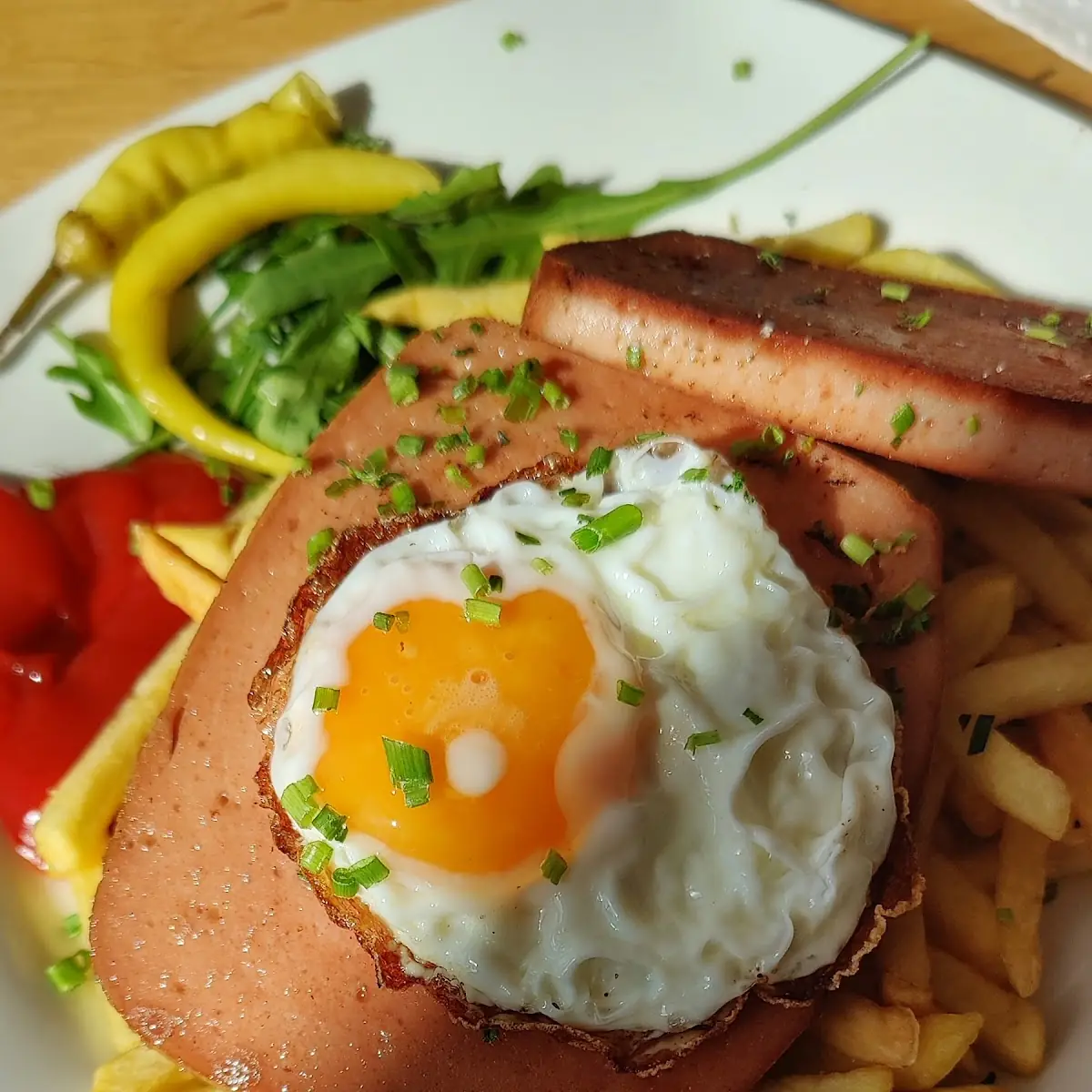 Leberkäse Mit Spiegelei