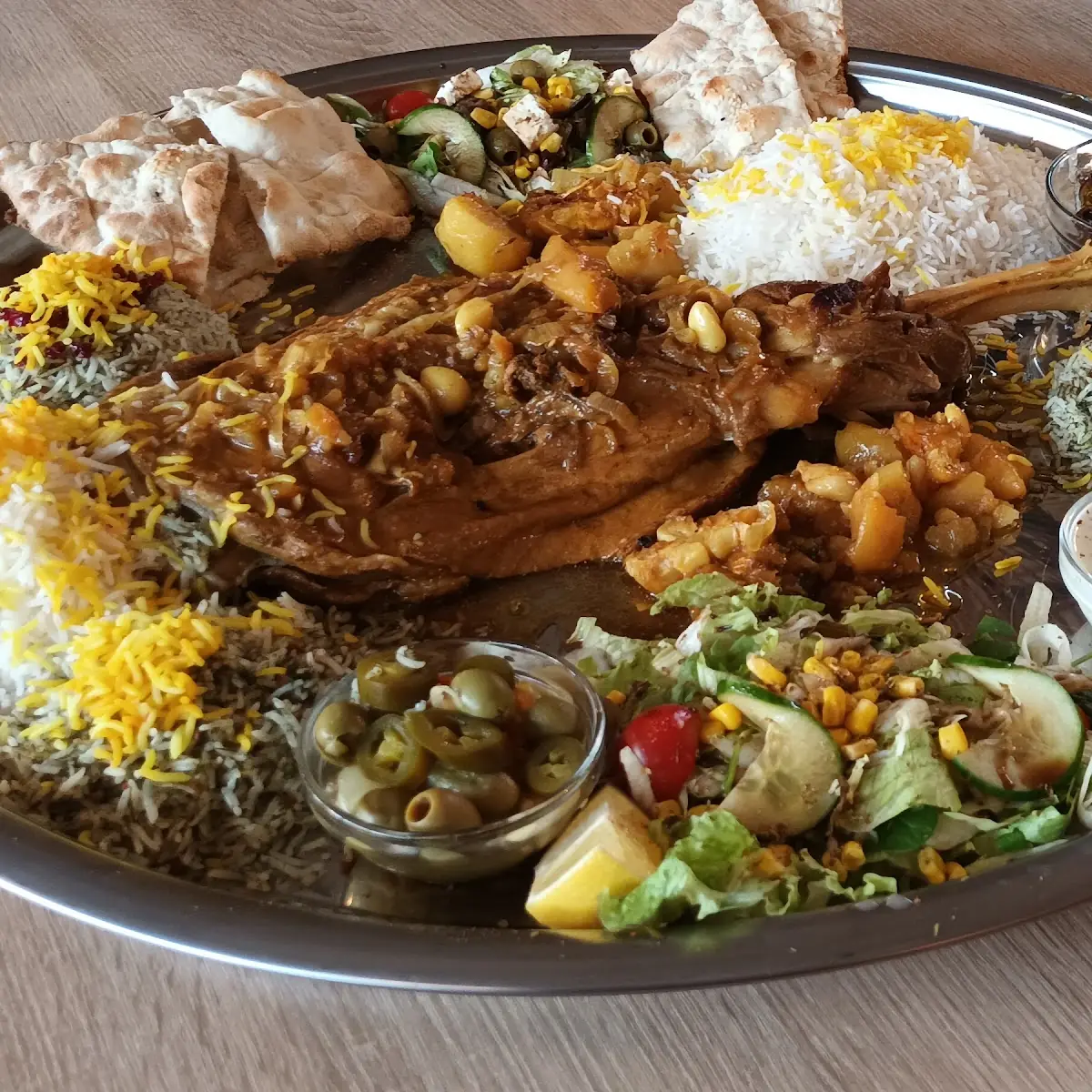 Family Plate