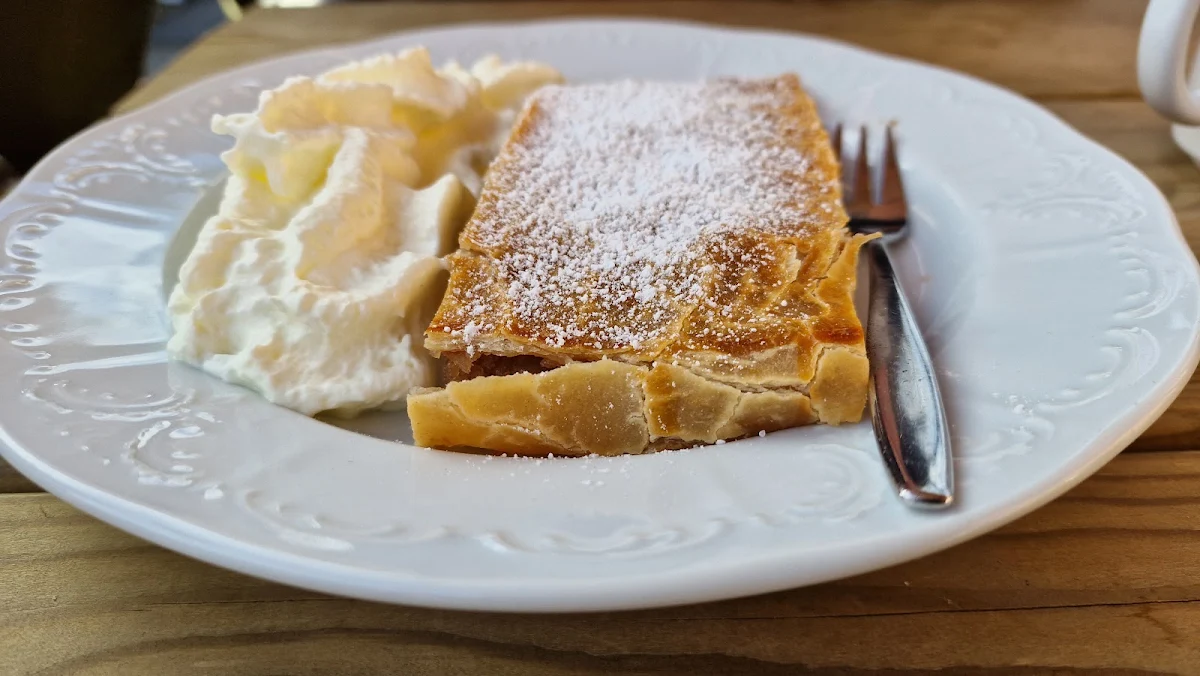 Apfelstrudel