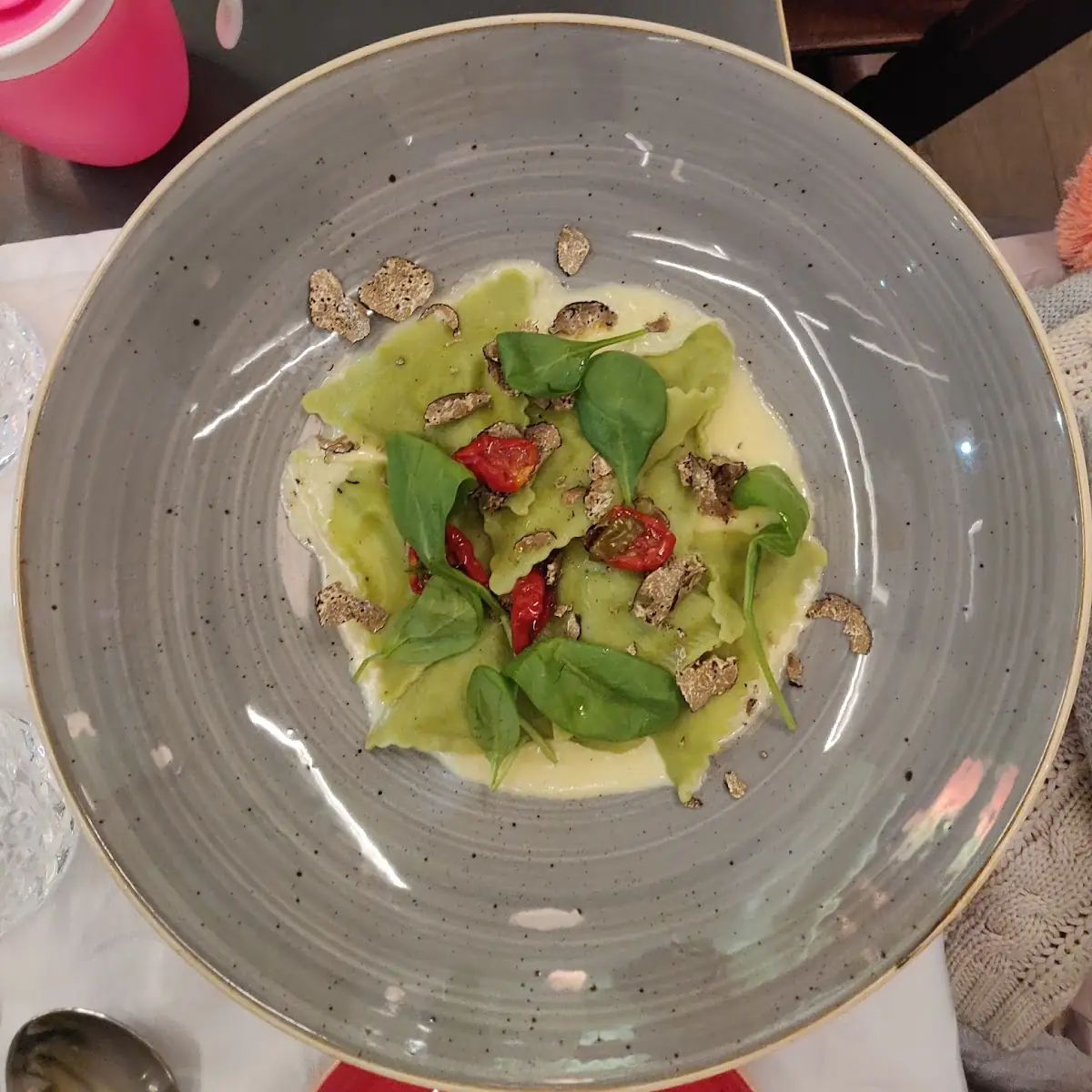 Ravioli Di Spinaci E Mascarpone Con Tartufo