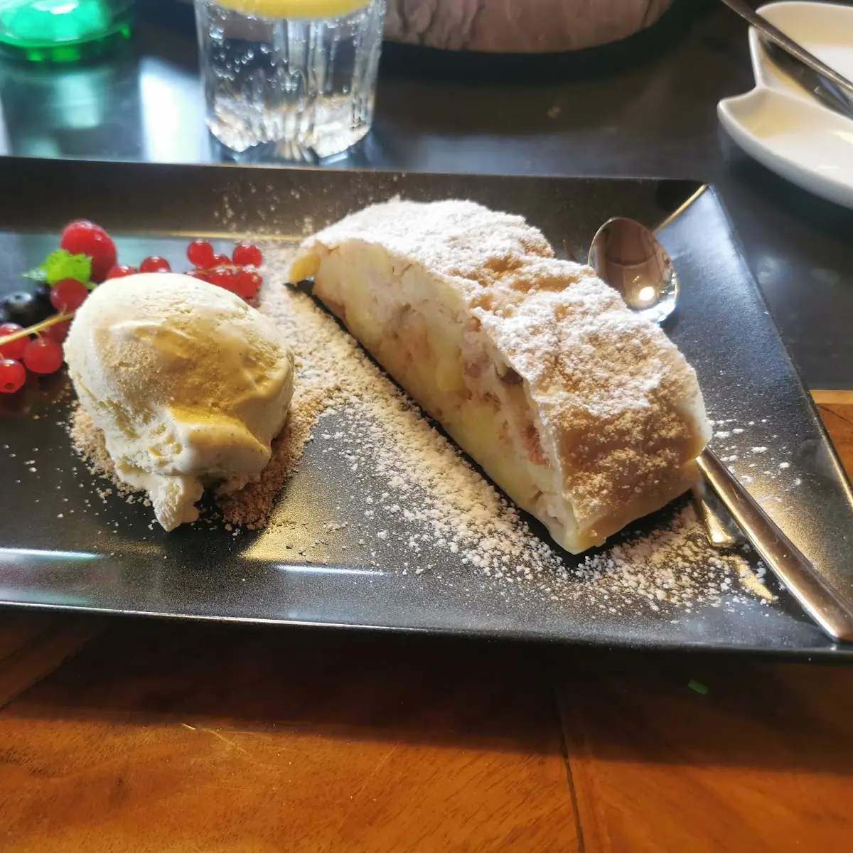 Apfel Strudel