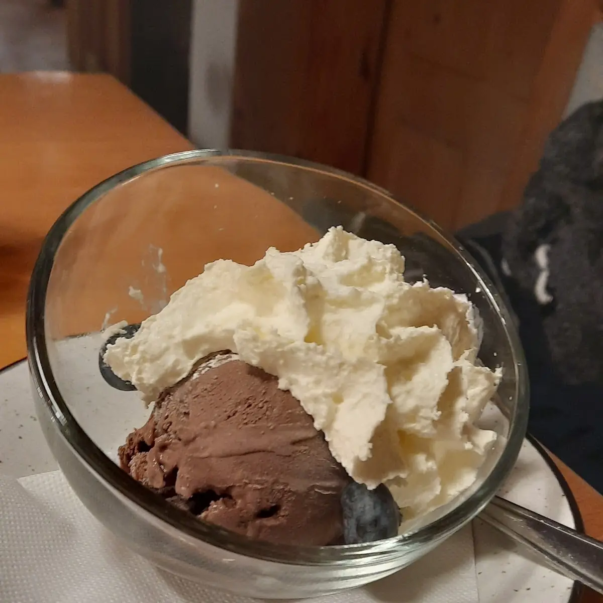 Schoko Eis, Gasthaus Rössle - Nenzing, Österreich