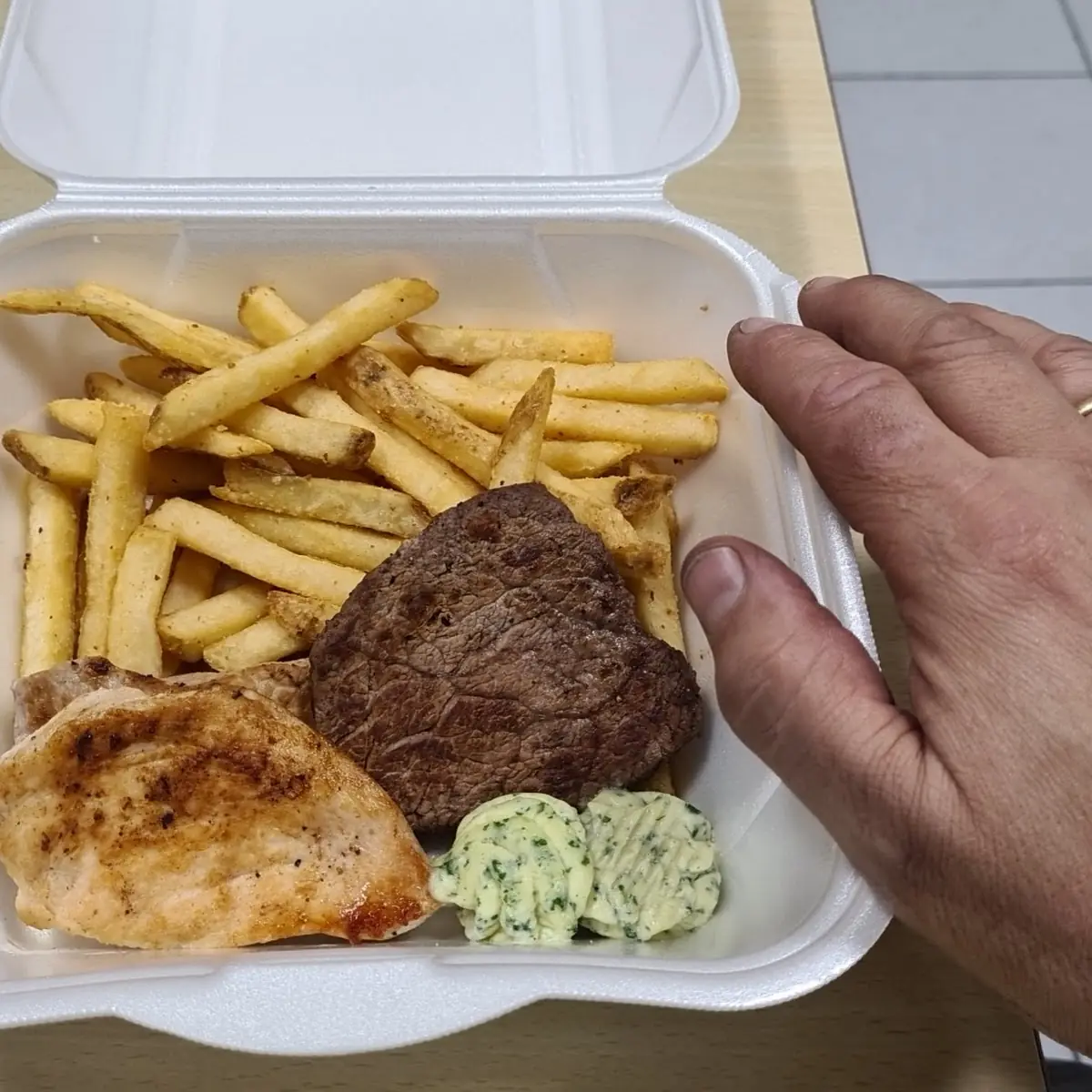 Lieferservice Grillteller Grillplatte -sehr Überteuert-