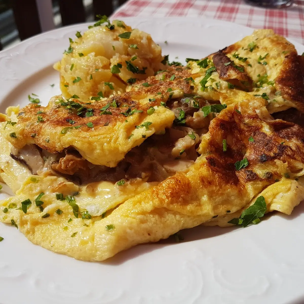 Omelett Mit Frischen Pfifferlingen