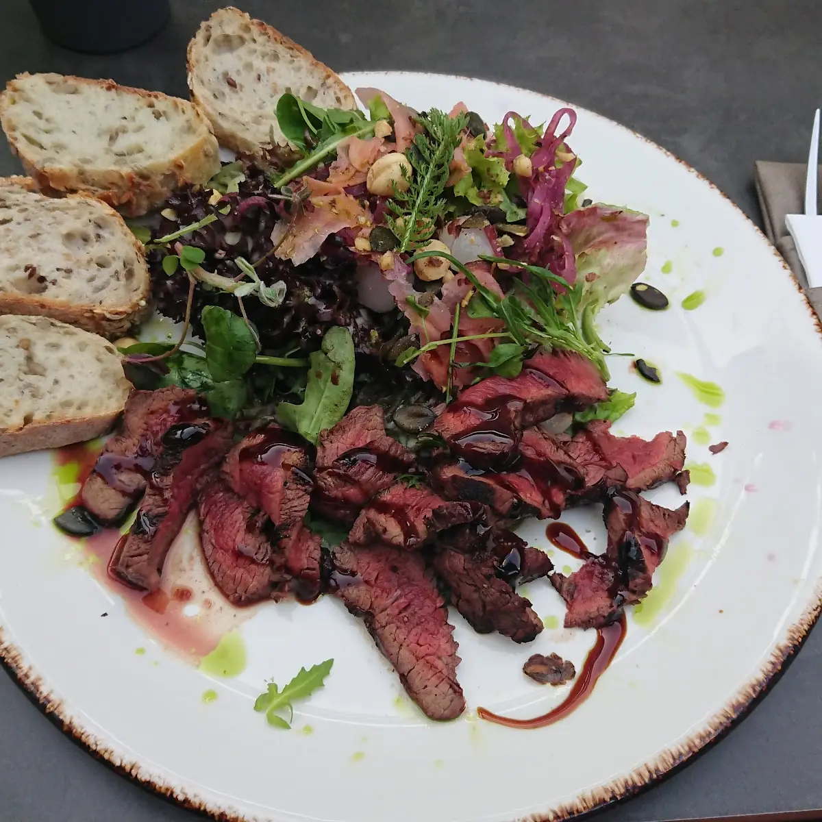 Rinderfilet Salat