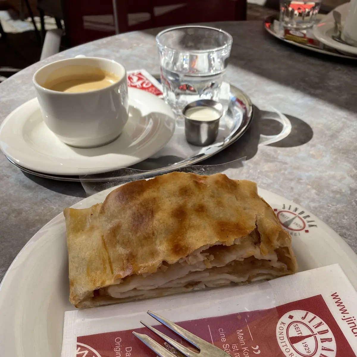 Apfelstrudels