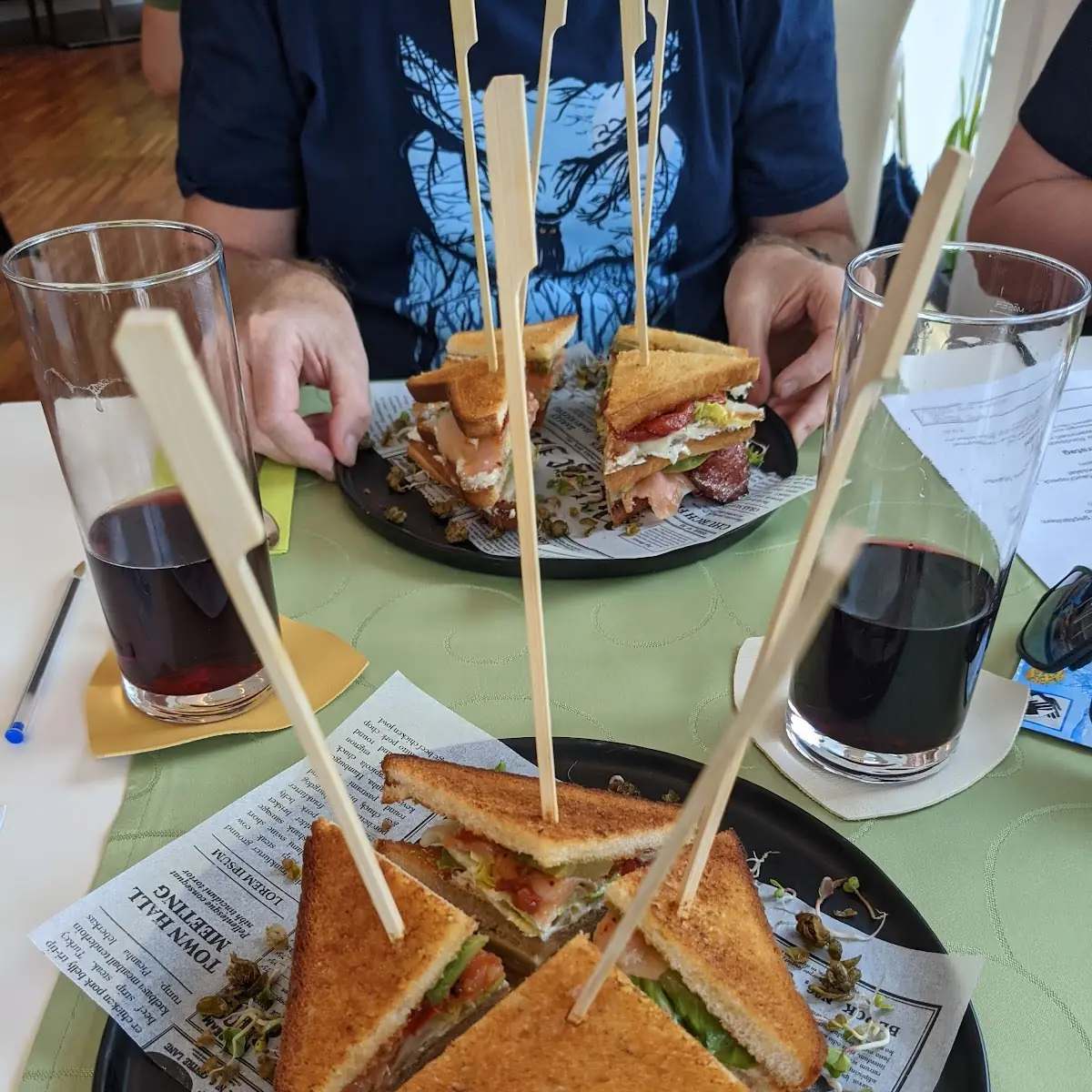 Smoked Salmon Clubsandwich