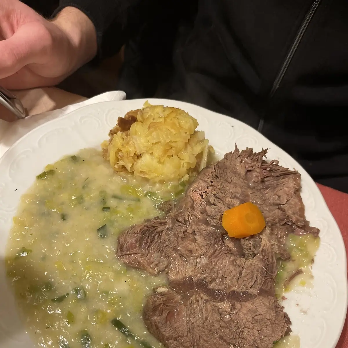 Schulterscherzl Mit Dillerdäpfel