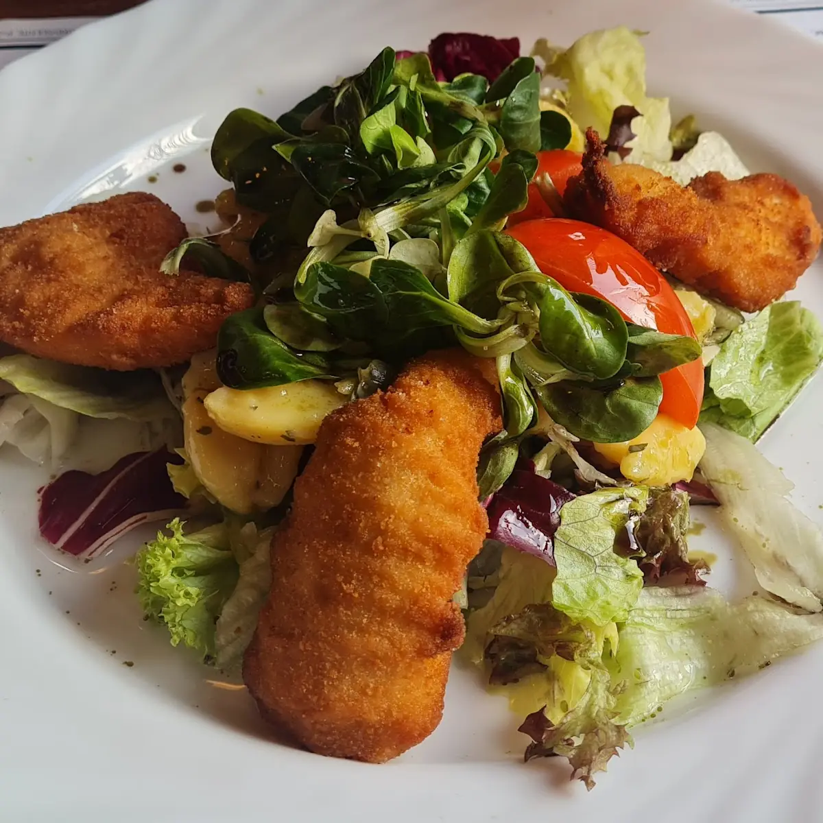 Backhendlstreifen Auf Salat