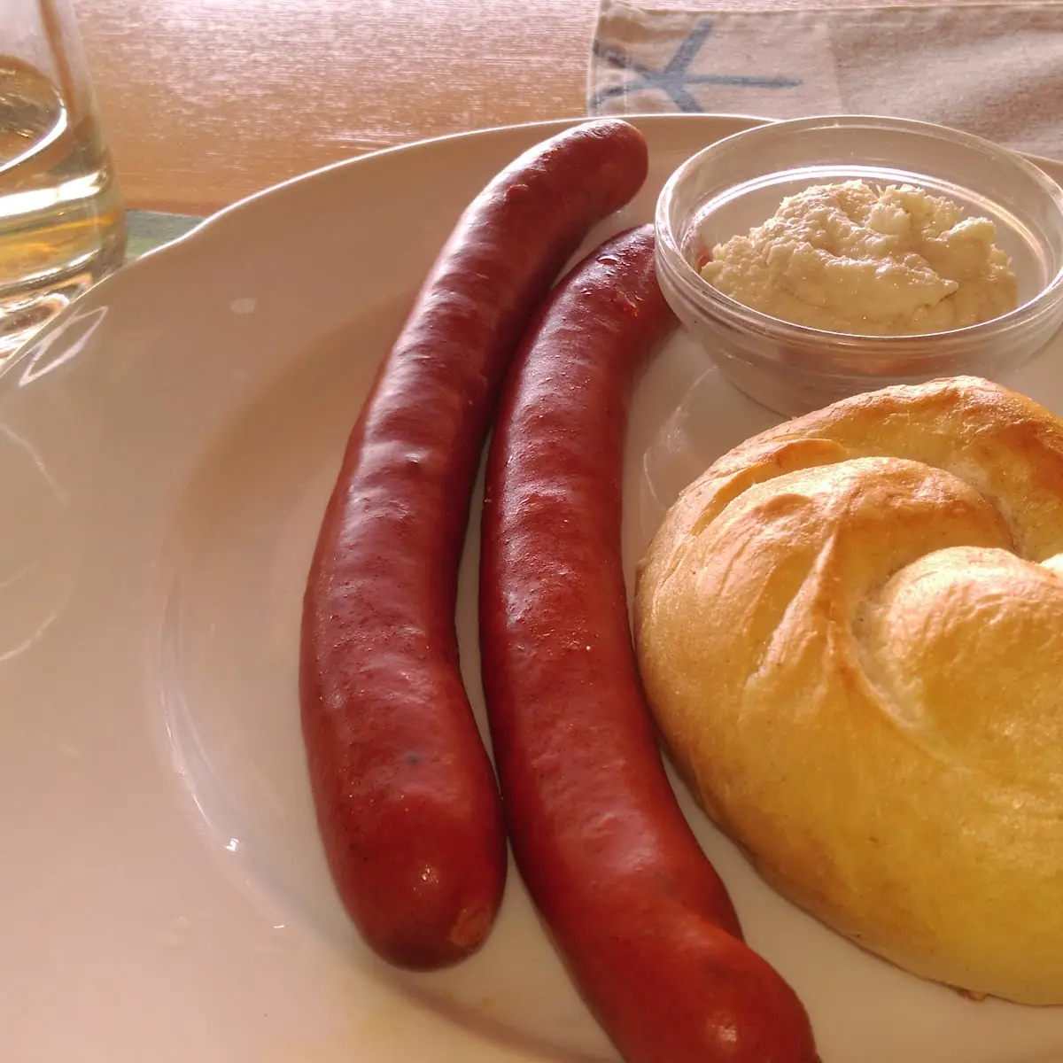 Debreziner Mit Meerrettich