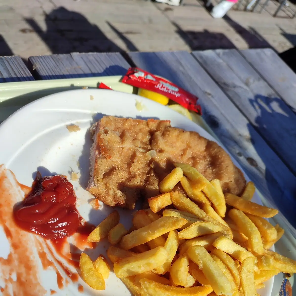 Schnitzel Schwein Mit Pommes