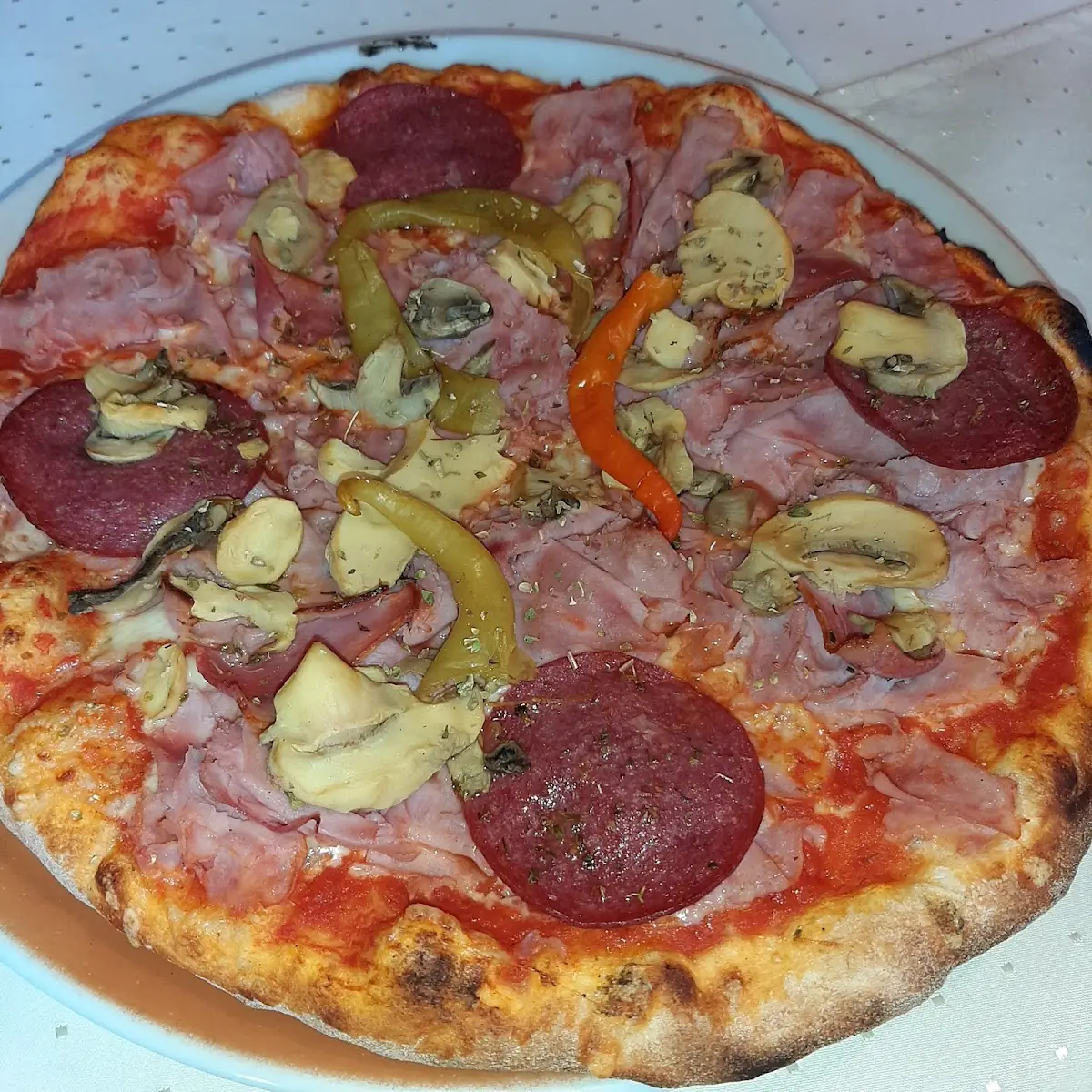 Hauspizza