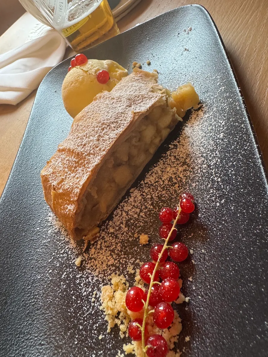 Apfelstrudel