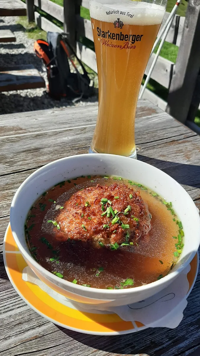 Ralter Schweinebraten Eierschöbelsuppe