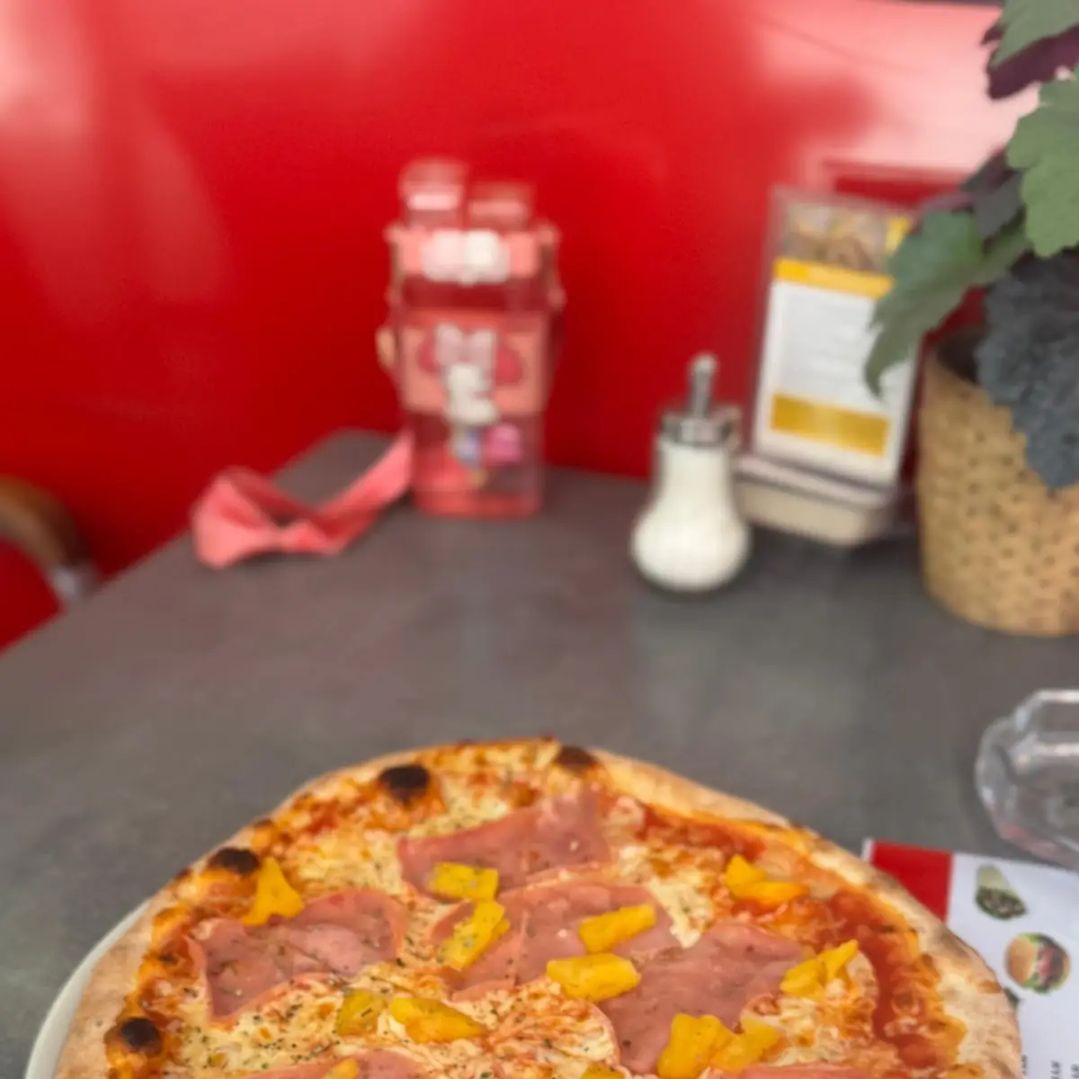 Hawaiian Pizza
