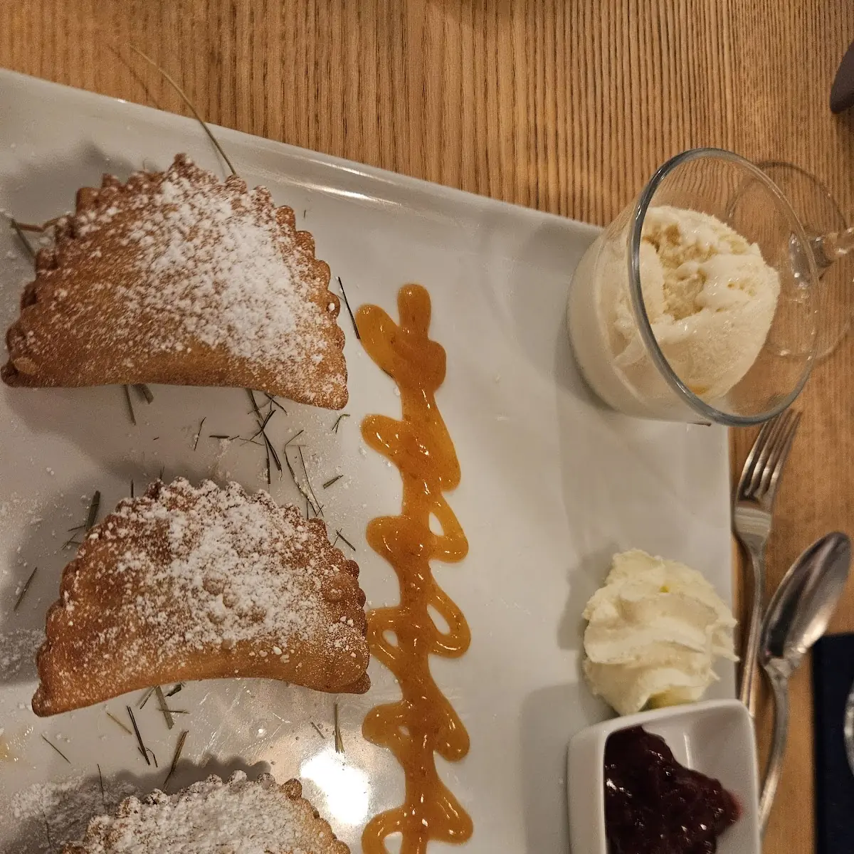 Stanzer Zwetschkenkrapfen