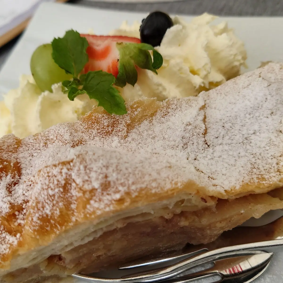 Apfelstrudel