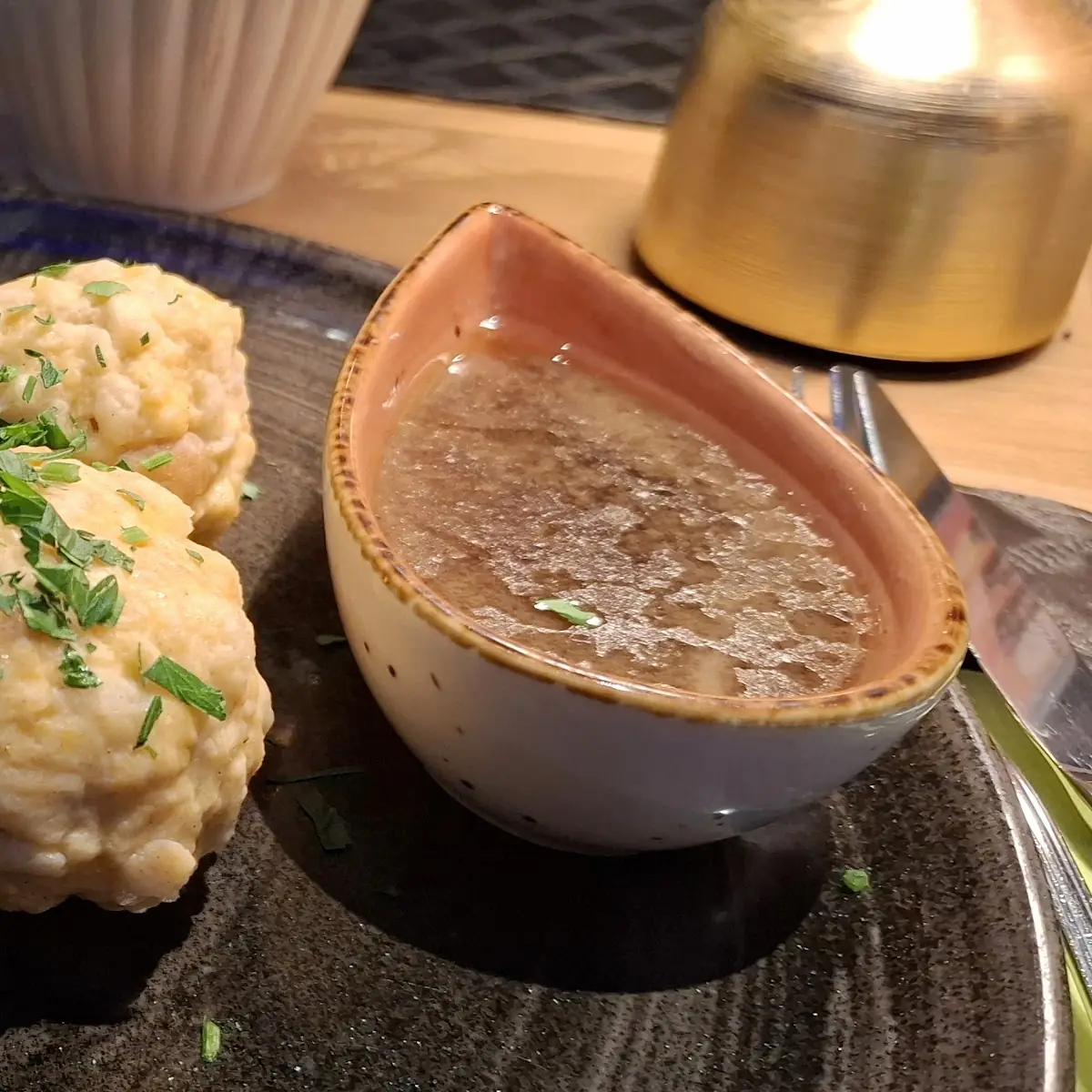 Ente Mit Rotkraut Und Knödel