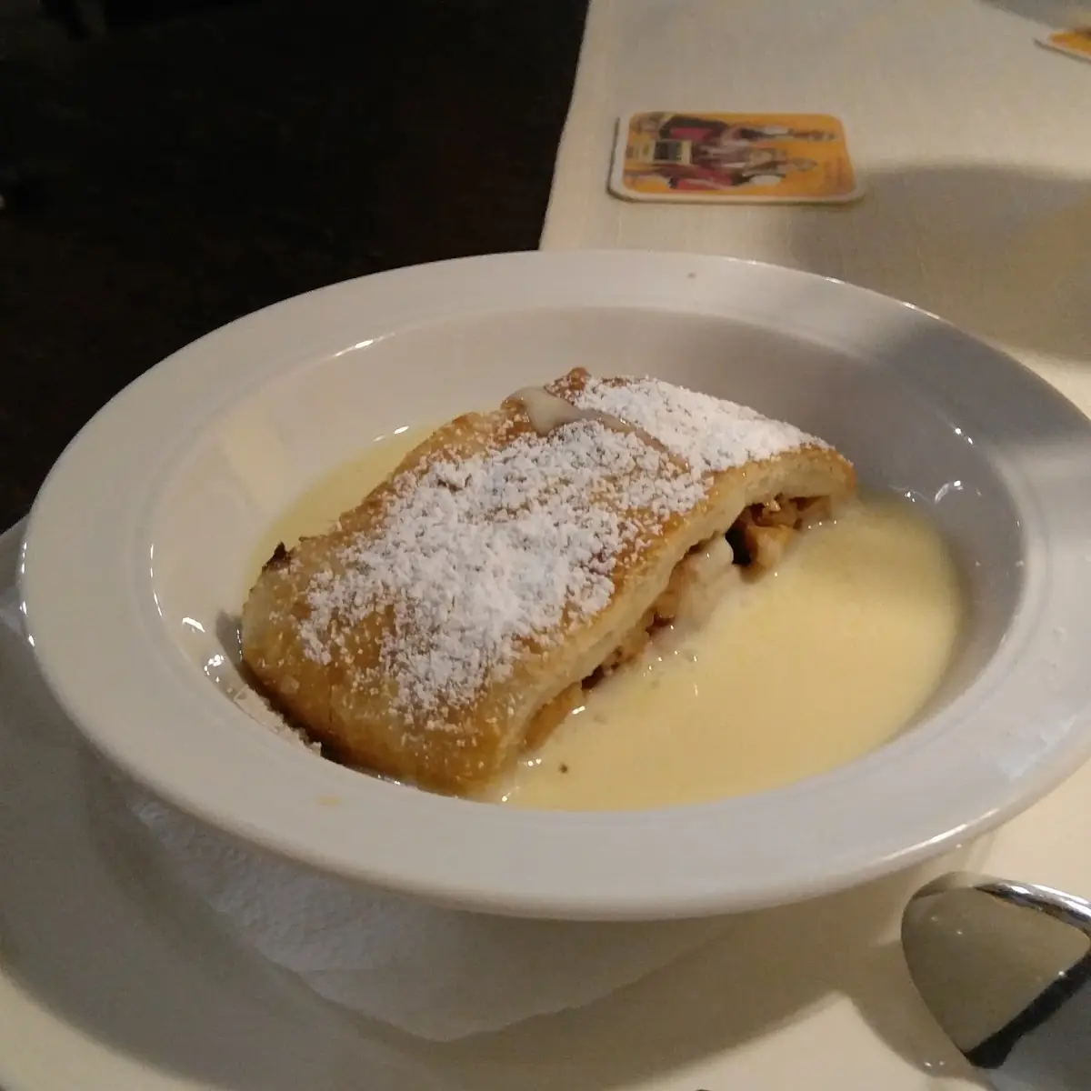 Hausgemachte Äpfel Strudel