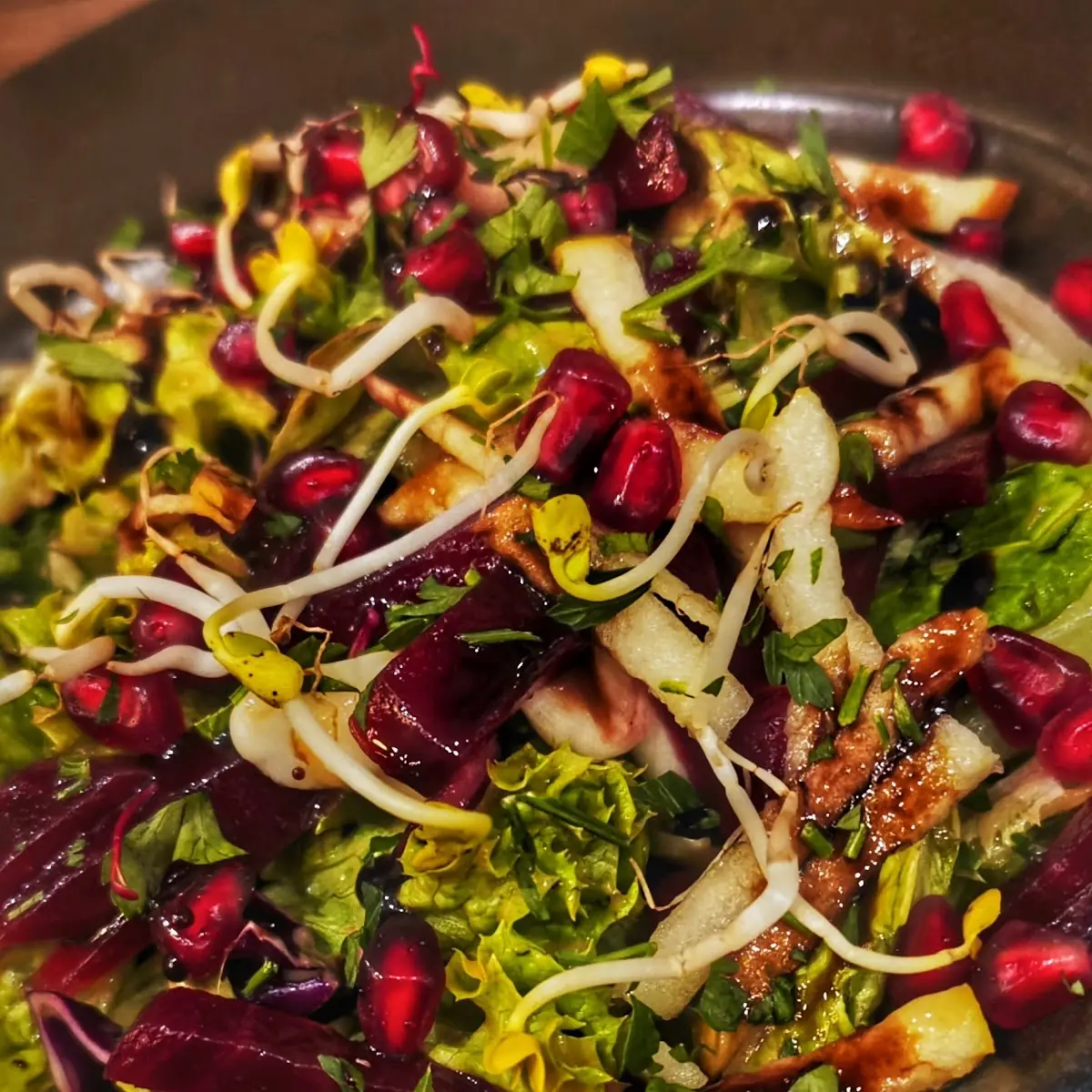 Rote Rübe Apfelsalat Granatapfel