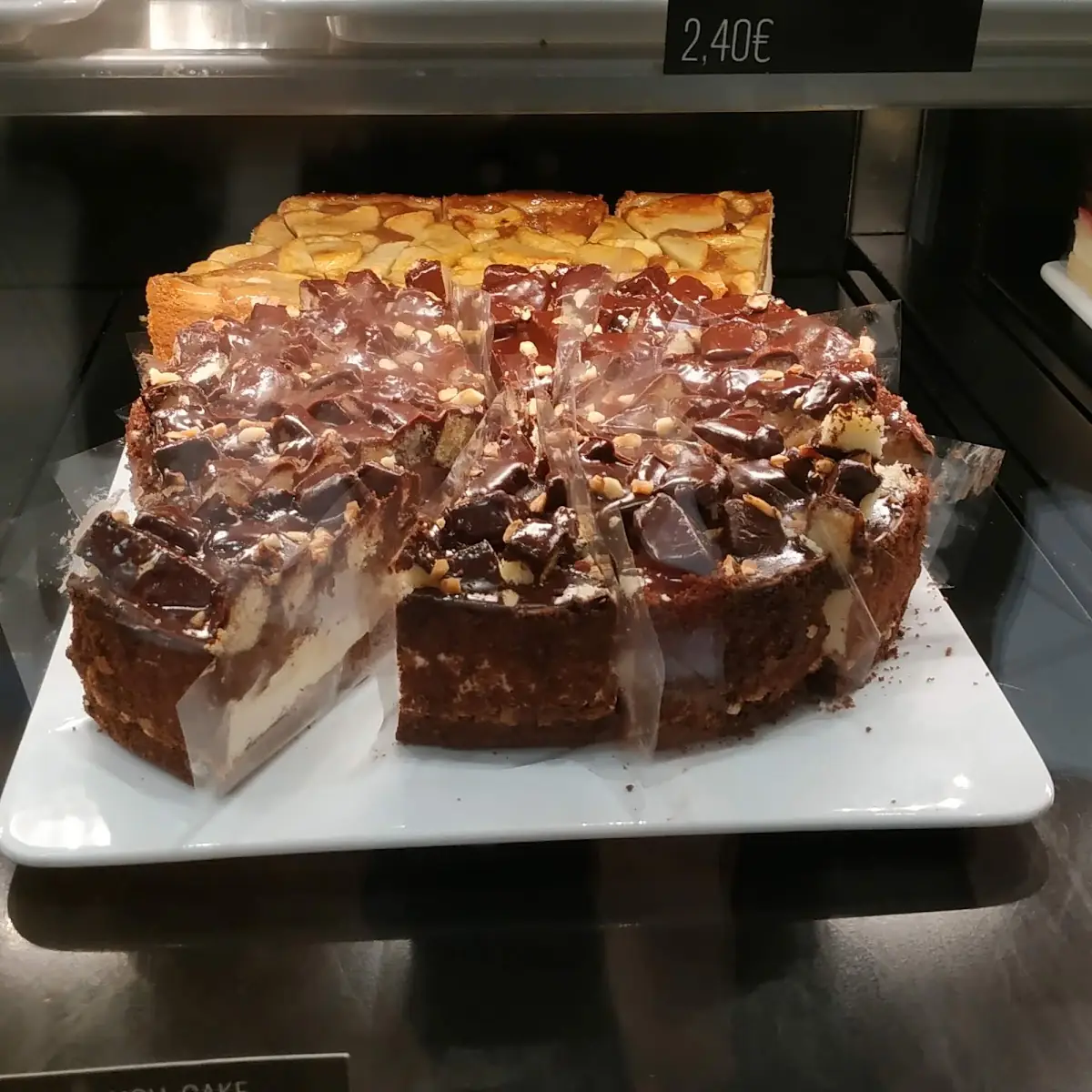 Choco Crunch Cake