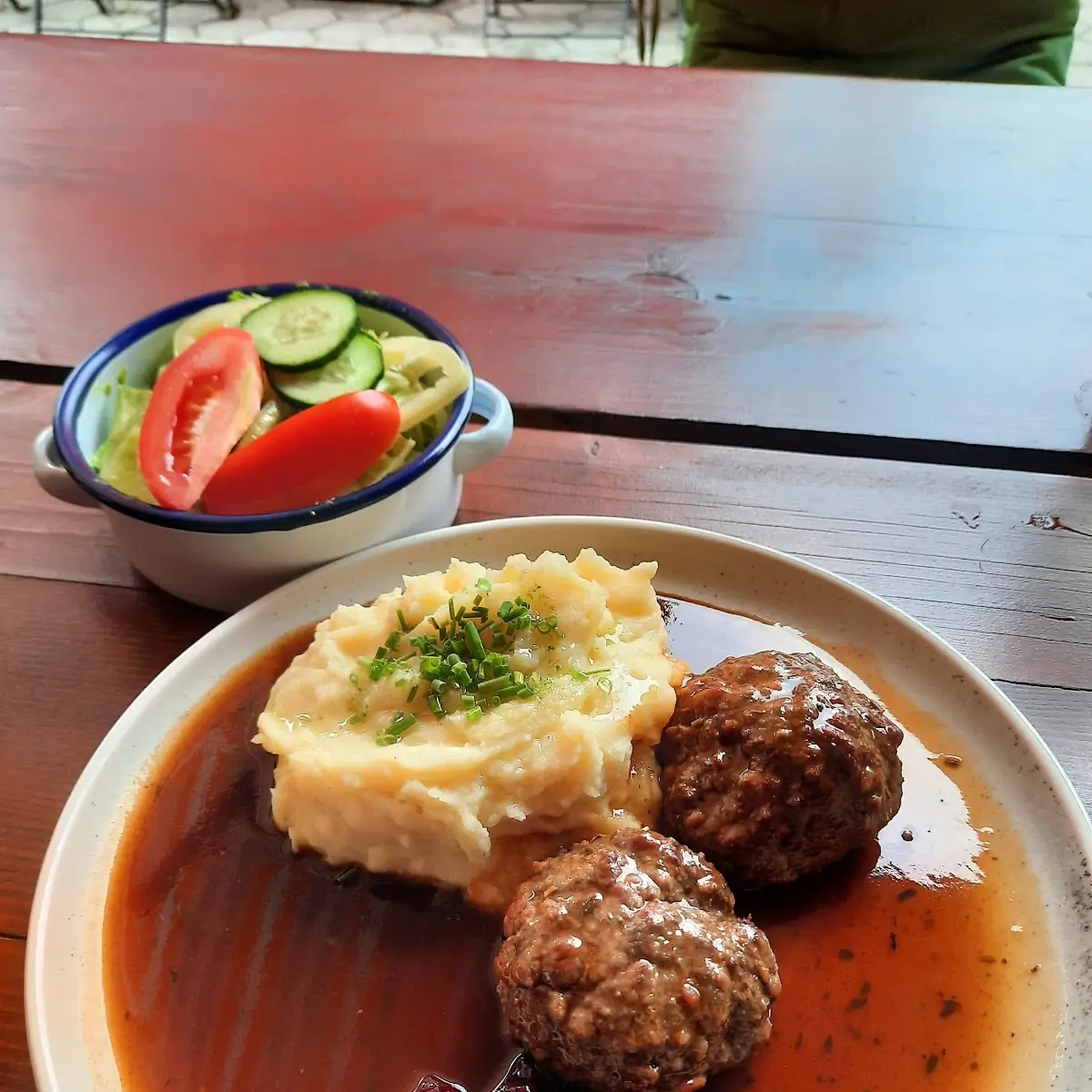 Faschiertes Vom Wild Mit Trüffelpüree