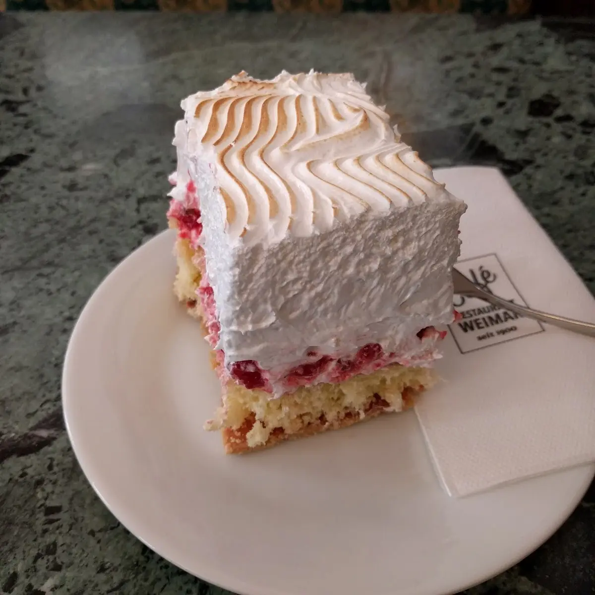 Ribiselschaumschnitte