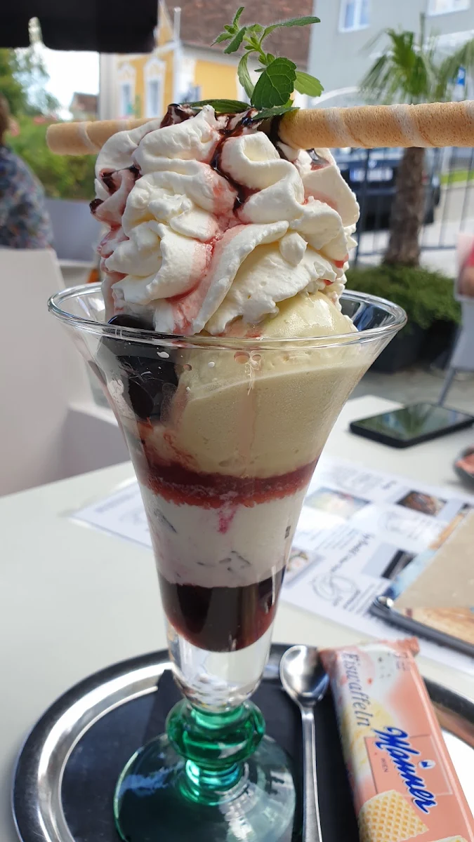 Amarenabecher