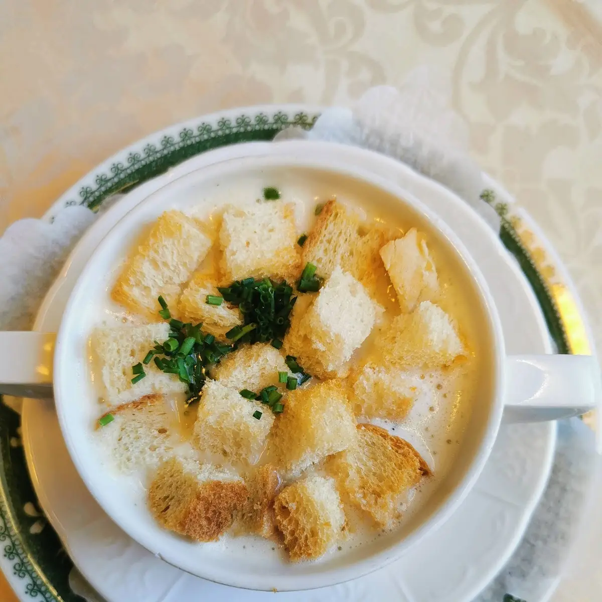 Knoblauch Suppe
