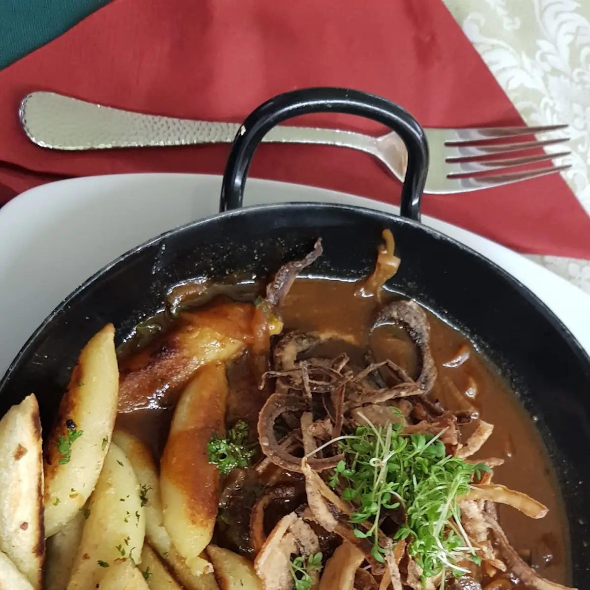 Rindsbraten Mit Schupfnudel