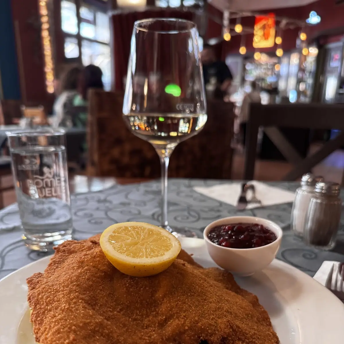 Original Wiener Schnitzel Mit Salzkartoffeln