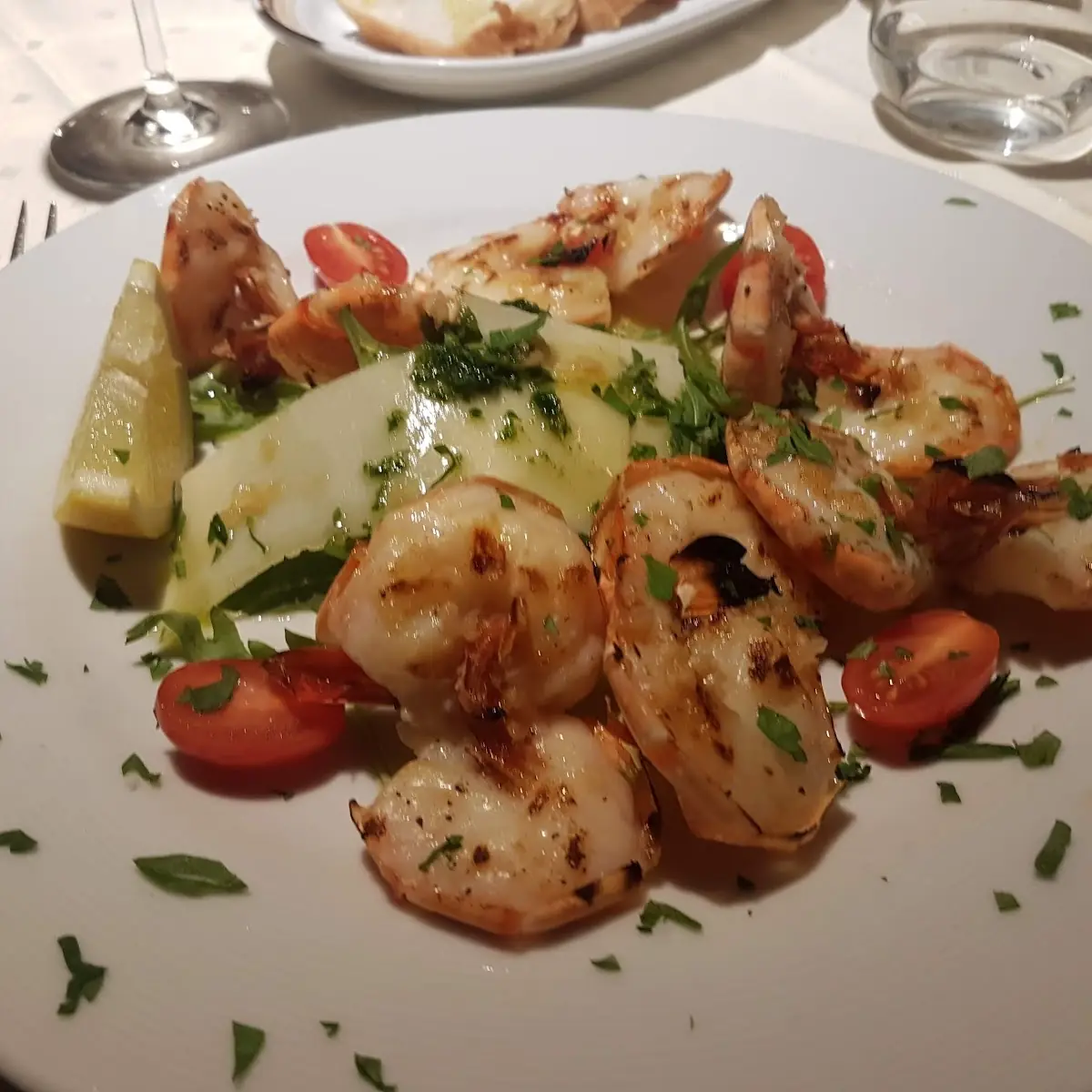 Scampi Vom Grill Mit Rucola Nest