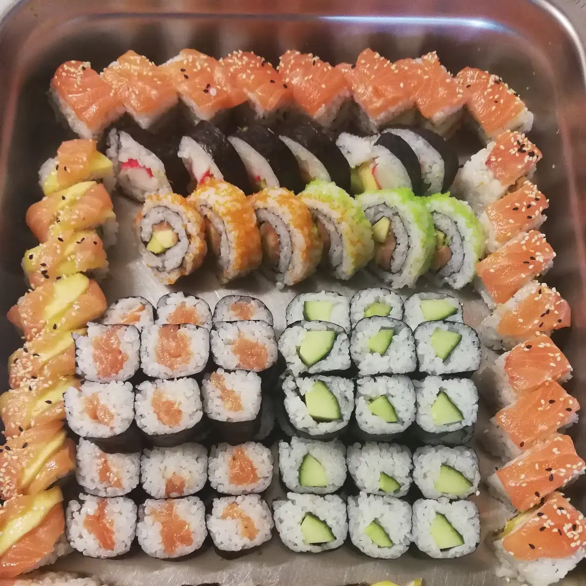 Sushi Mit Avocado